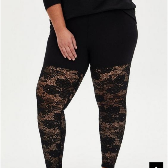 Torrid black signature waist lace leggings size 2 - Picture 3 of 6